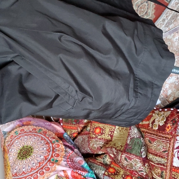 Fashionable light rain Jacket - Picture 5 of 5